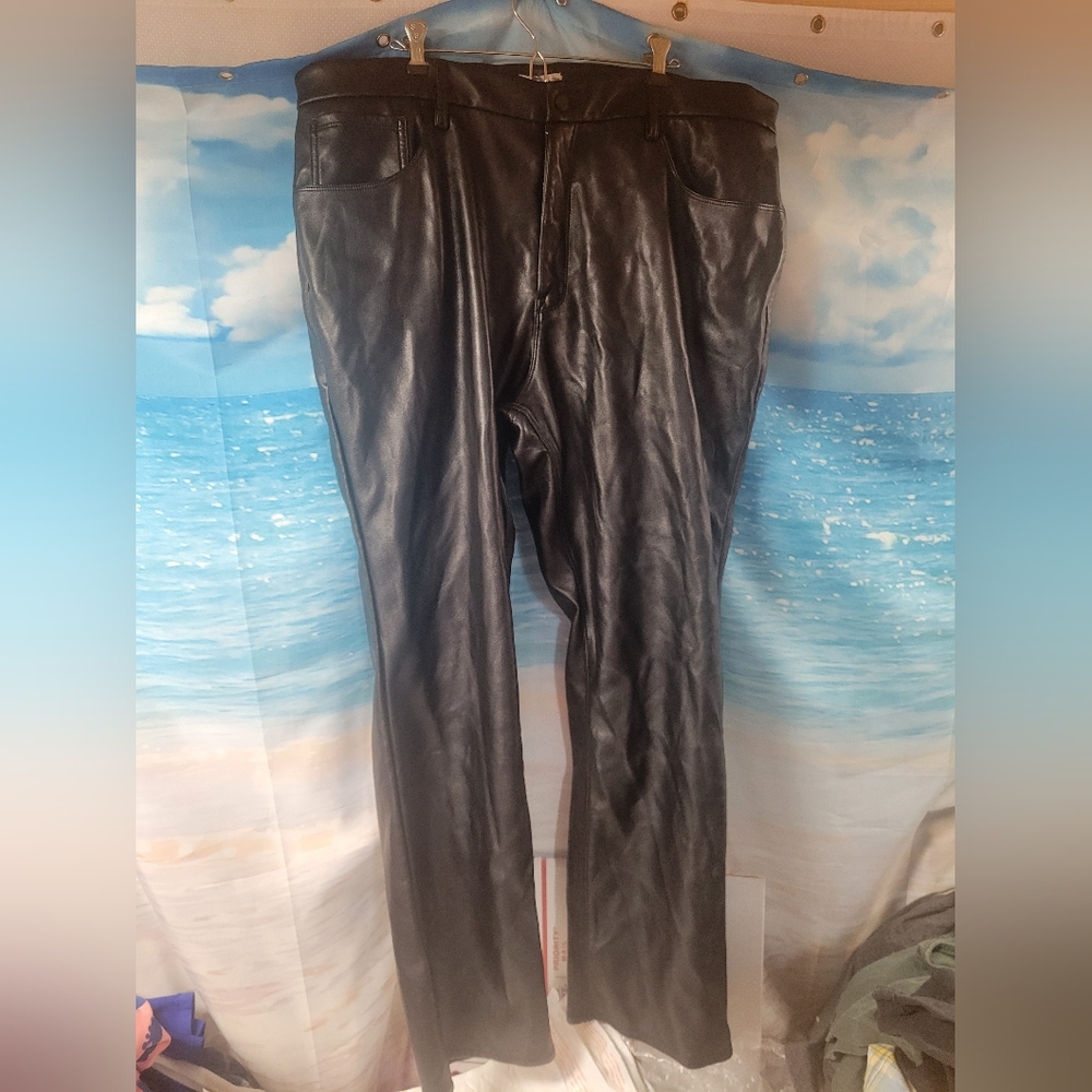 Good American Black‎ Faux Leather Womans Pants Size 20